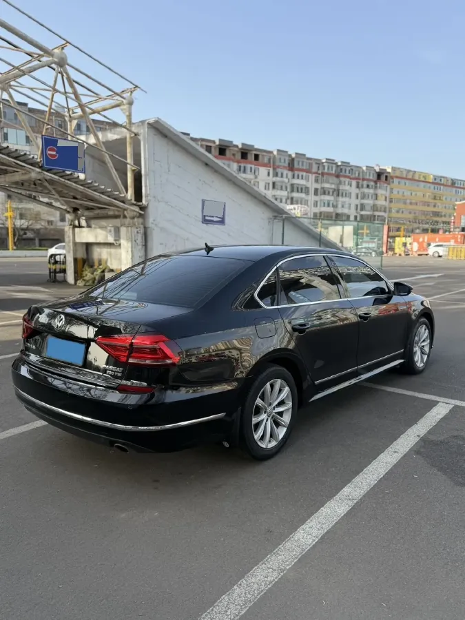 2017 Volkswagen Passat 1.8T 180HP L4 7DCT,autocango,china used car exporter,china ev exporter,chinese used car exporter,chinese used ev exporter