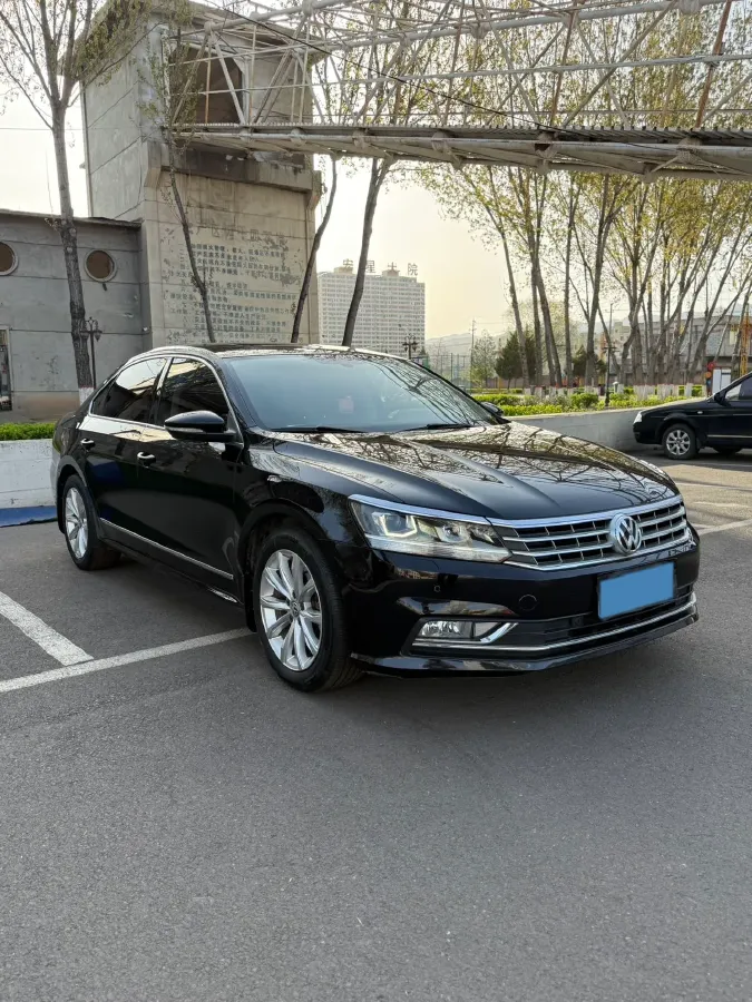 2017 Volkswagen Passat 1.8T 180HP L4 7DCT,autocango,china used car exporter,china ev exporter,chinese used car exporter,chinese used ev exporter