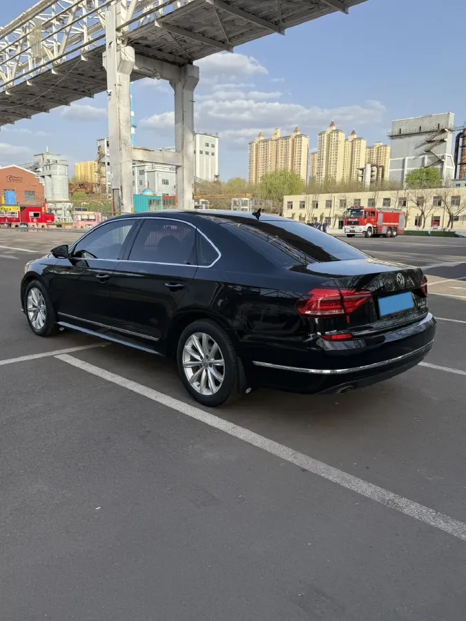 2017 Volkswagen Passat 1.8T 180HP L4 7DCT,autocango,china used car exporter,china ev exporter,chinese used car exporter,chinese used ev exporter