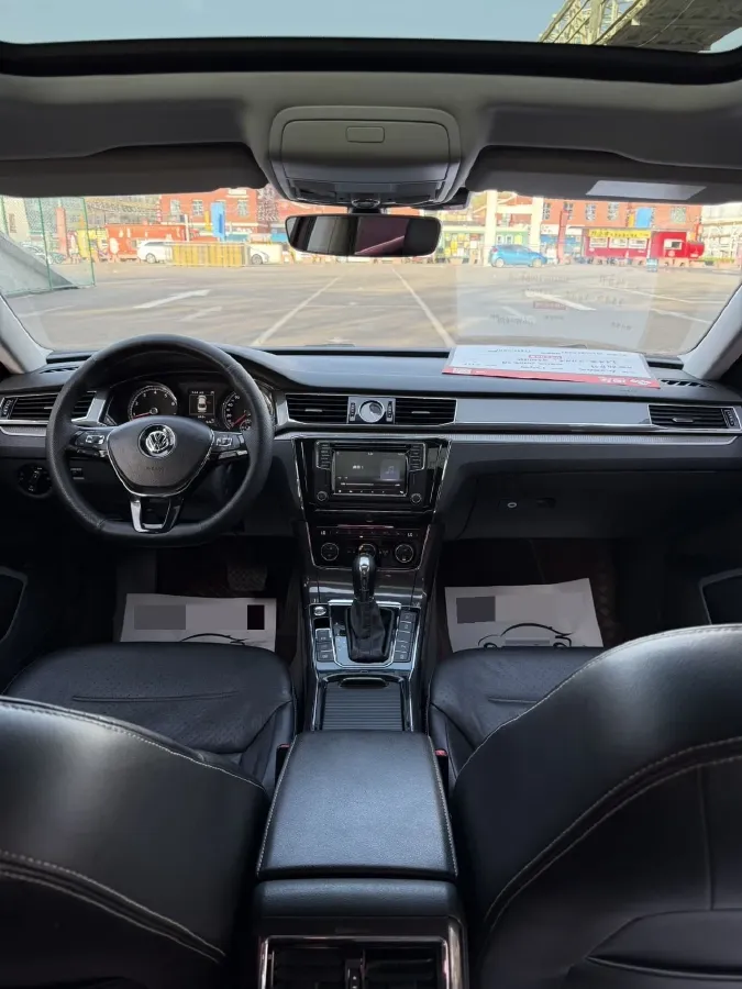 2017 Volkswagen Passat 1.8T 180HP L4 7DCT,autocango,china used car exporter,china ev exporter,chinese used car exporter,chinese used ev exporter