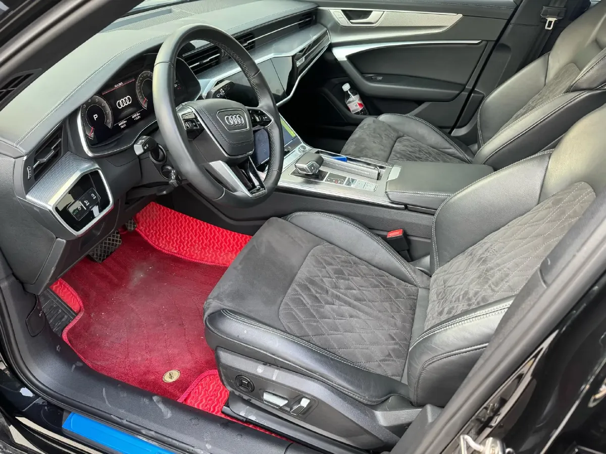 2023 Audi A6L 2.0T 245HP L4 7DCT,autocango,china used car exporter,china ev exporter,chinese used car exporter,chinese used ev exporter