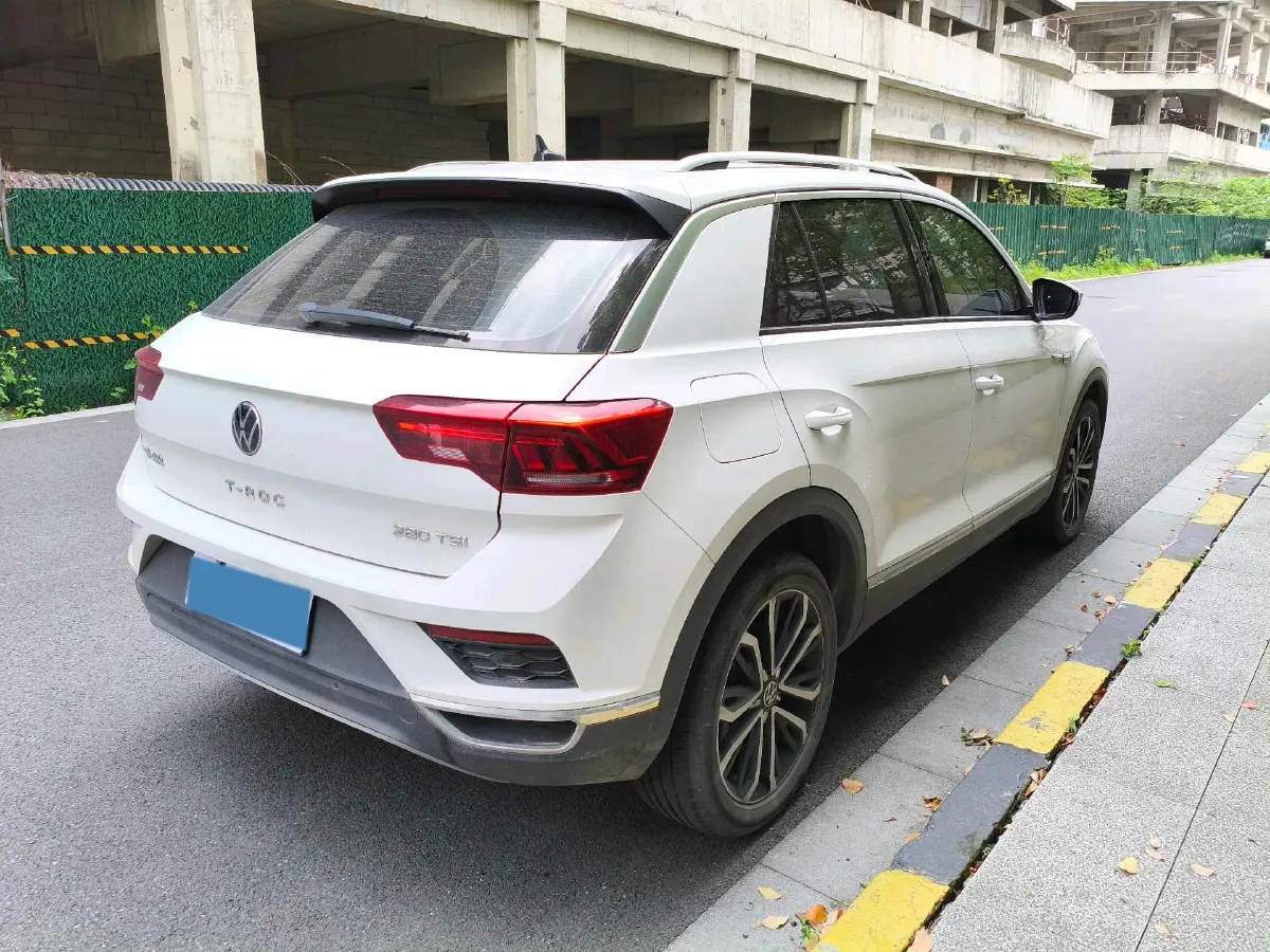 2022 Volkswagen T-Roc 1.4T 150HP L4 7DCT,autocango,china used car exporter,china ev exporter,chinese used car exporter,chinese used ev exporter