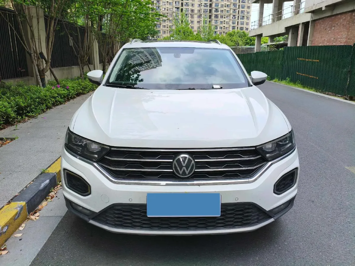 2022 Volkswagen T-Roc 1.4T 150HP L4 7DCT,autocango,china used car exporter,china ev exporter,chinese used car exporter,chinese used ev exporter