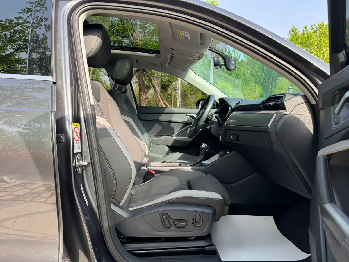 2023 Audi Q3 1.4T 150HP L4 7DCT,autocango,china used car exporter,china ev exporter,chinese used car exporter,chinese used ev exporter