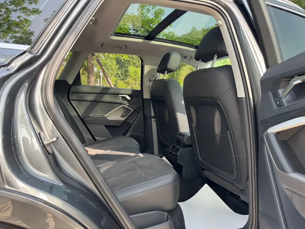 2023 Audi Q3 1.4T 150HP L4 7DCT,autocango,china used car exporter,china ev exporter,chinese used car exporter,chinese used ev exporter