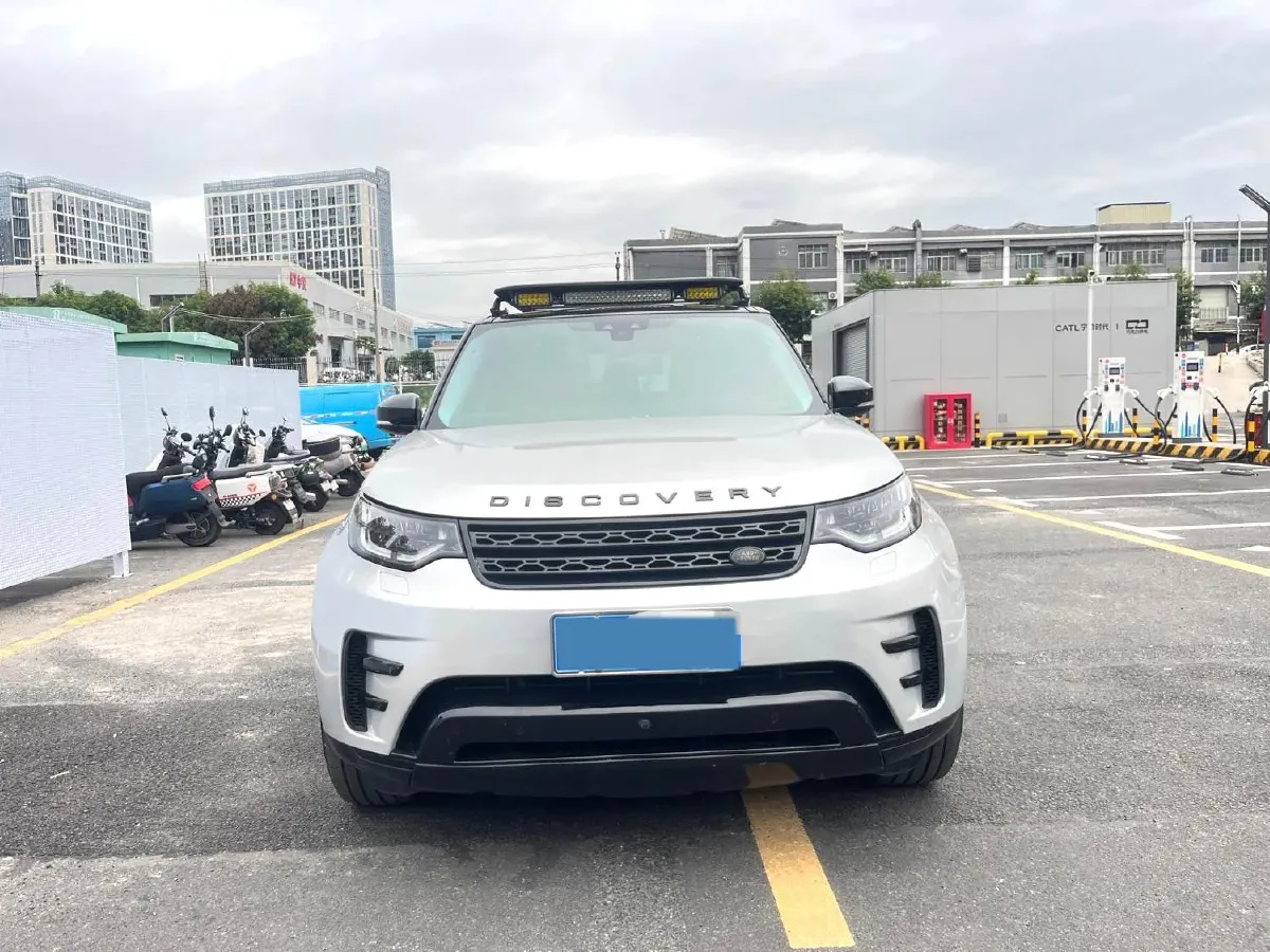 2018 Land Rover Discovery 3.0T 340HP V6 8AT,autocango,china used car exporter,china ev exporter,chinese used car exporter,chinese used ev exporter