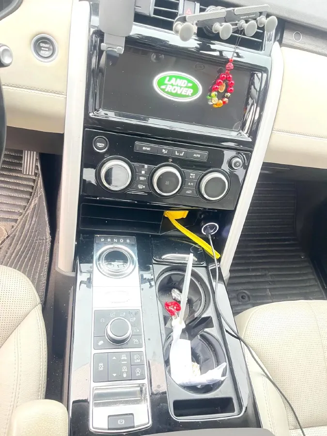 2018 Land Rover Discovery 3.0T 340HP V6 8AT,autocango,china used car exporter,china ev exporter,chinese used car exporter,chinese used ev exporter