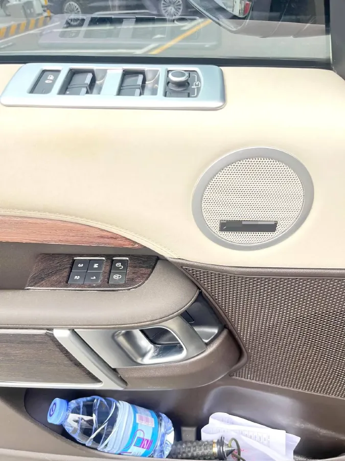 2018 Land Rover Discovery 3.0T 340HP V6 8AT,autocango,china used car exporter,china ev exporter,chinese used car exporter,chinese used ev exporter