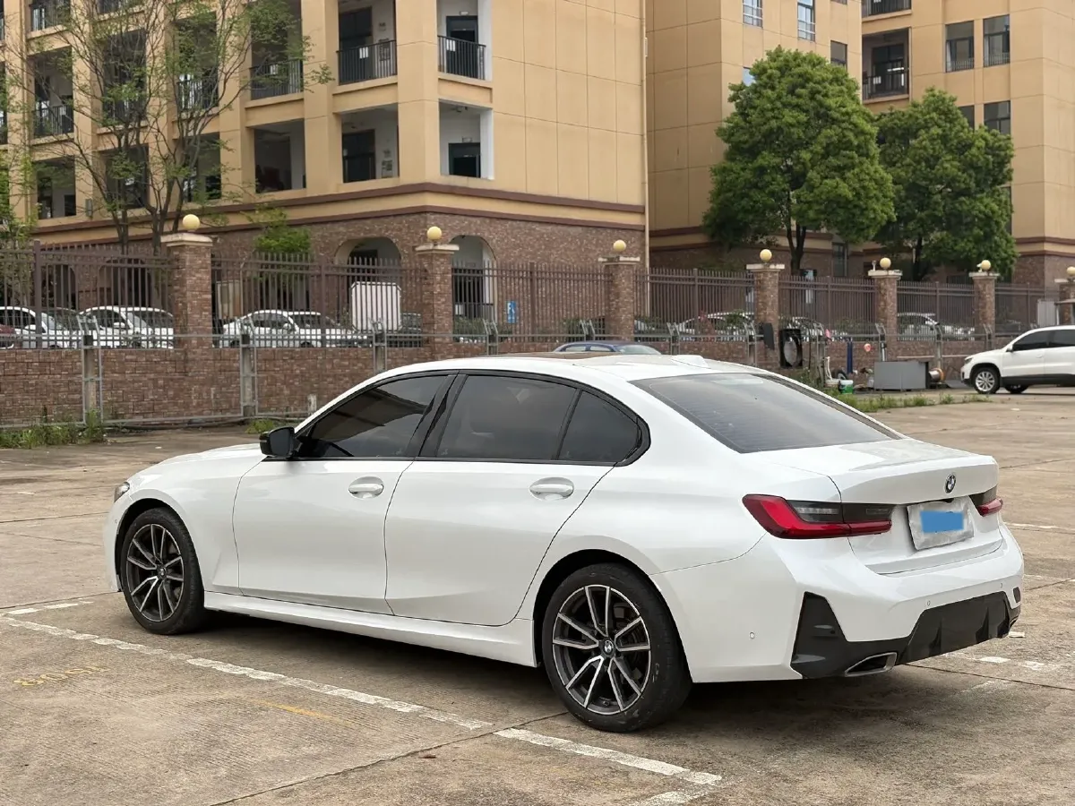 2023 BMW 3 Series 2.0T 184HP L4 8AT,autocango,china used car exporter,china ev exporter,chinese used car exporter,chinese used ev exporter
