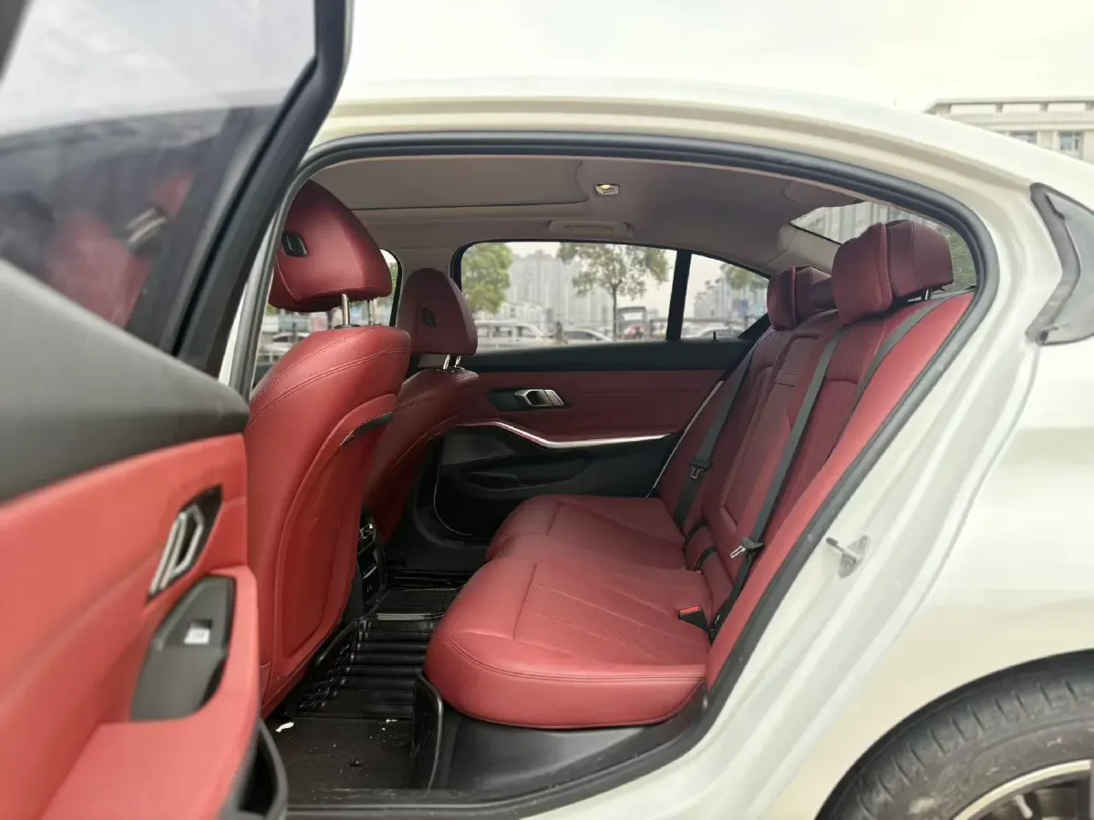 2023 BMW 3 Series 2.0T 184HP L4 8AT,autocango,china used car exporter,china ev exporter,chinese used car exporter,chinese used ev exporter