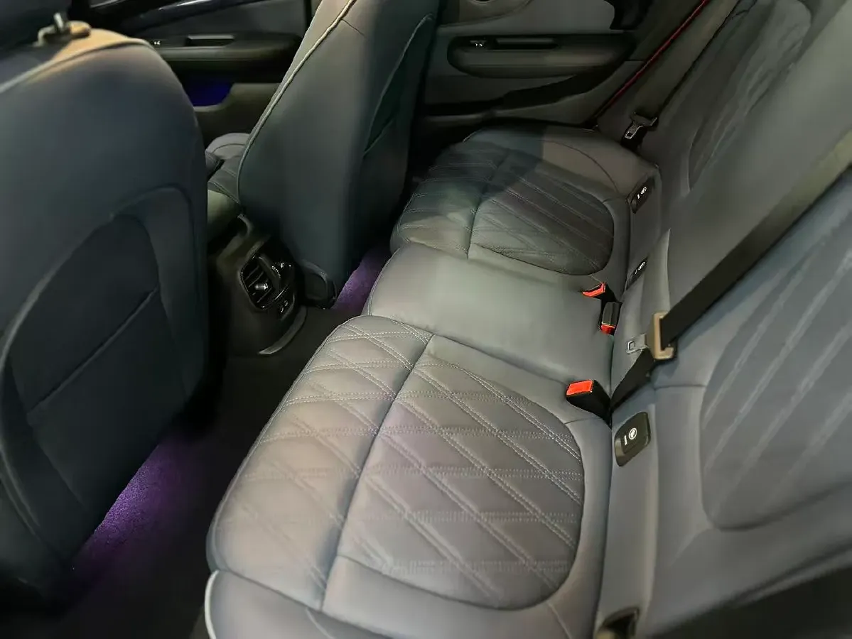 2019 MINI CLUBMAN 1.5T 136HP L3 7DCT,autocango,china used car exporter,china ev exporter,chinese used car exporter,chinese used ev exporter