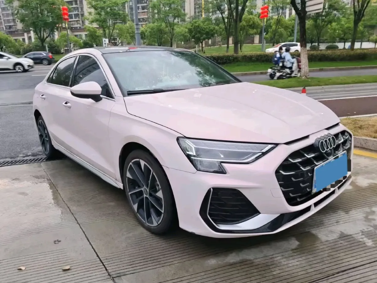 2025 Audi A3 1.5T 160HP L4 7DCT,autocango,china used car exporter,china ev exporter,chinese used car exporter,chinese used ev exporter