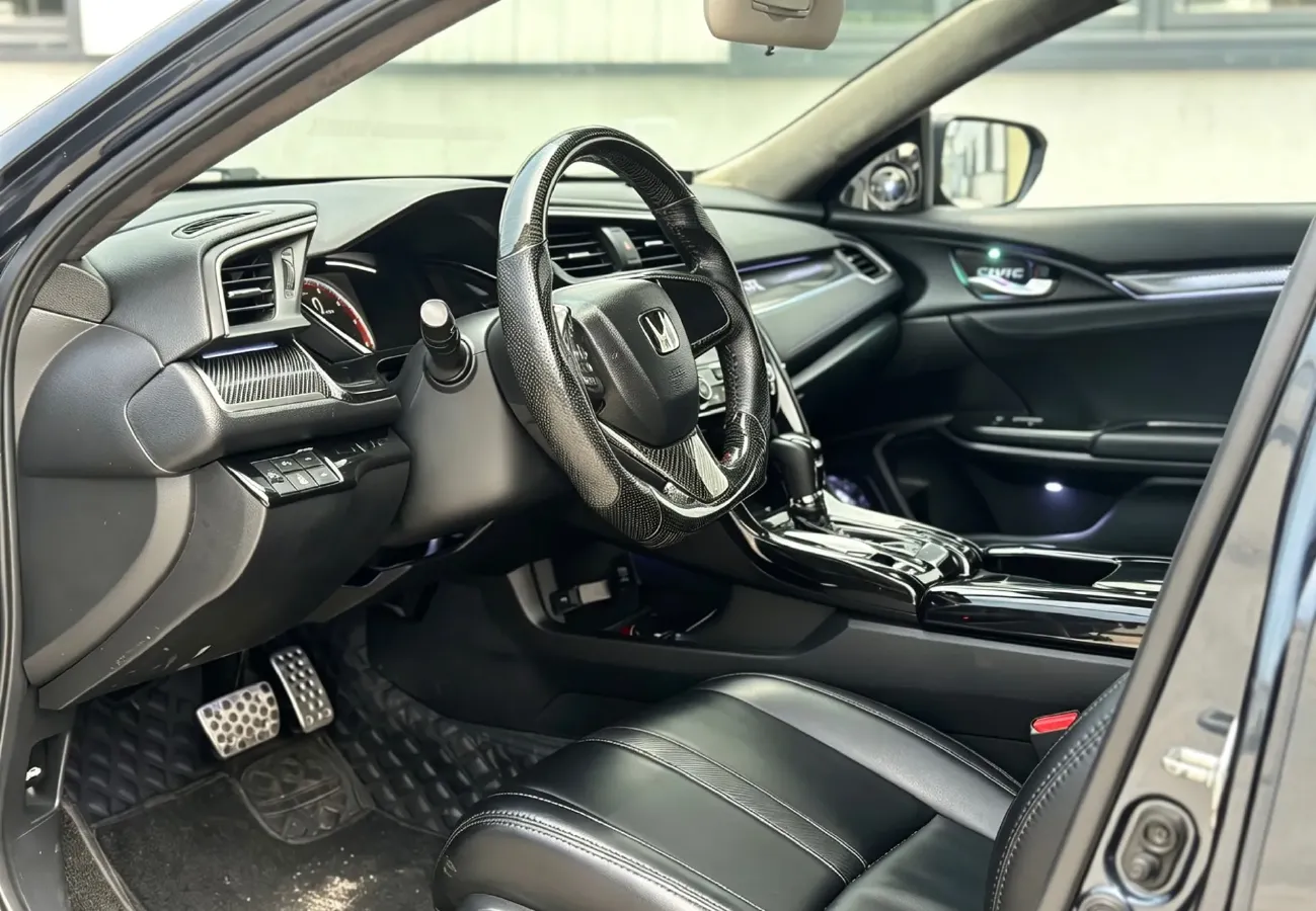 2019 Honda Civic 1.5T 177HP L4 CVT,autocango,china used car exporter,china ev exporter,chinese used car exporter,chinese used ev exporter