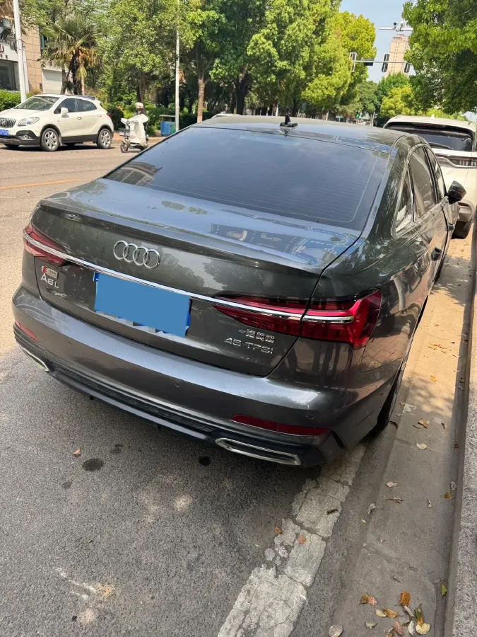 2020 Audi A6L 2.0T 224HP L4 7DCT,autocango,china used car exporter,china ev exporter,chinese used car exporter,chinese used ev exporter