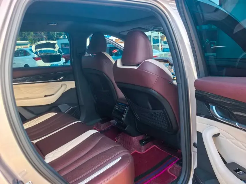 2021 Geely Monjaro 2.0T 218HP L4 7DCT,autocango,china used car exporter,china ev exporter,chinese used car exporter,chinese used ev exporter