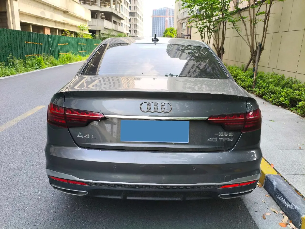 2020 Audi A4L 2.0T 190HP L4 7DCT,autocango,china used car exporter,china ev exporter,chinese used car exporter,chinese used ev exporter