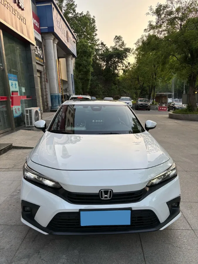 2023 Honda Civic 1.5T 182HP L4 CVT,autocango,china used car exporter,china ev exporter,chinese used car exporter,chinese used ev exporter