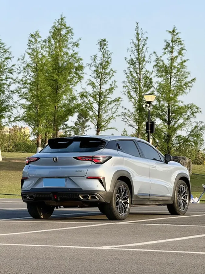 2022 ChangAn UNI-T 1.5T 188HP L4 7DCT,autocango,china used car exporter,china ev exporter,chinese used car exporter,chinese used ev exporter