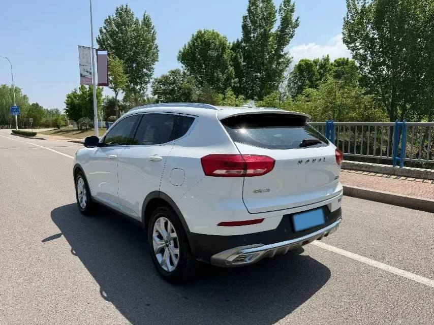2021 Haval H6 1.5T 150HP L4 7DCT,autocango,china used car exporter,china ev exporter,chinese used car exporter,chinese used ev exporter