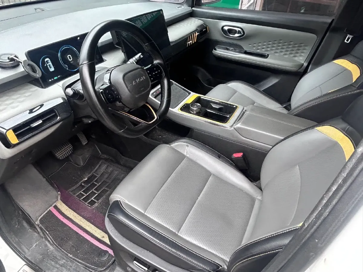 2022 Geely Okavango 1.8T 184HP L4 7DCT,autocango,china used car exporter,china ev exporter,chinese used car exporter,chinese used ev exporter