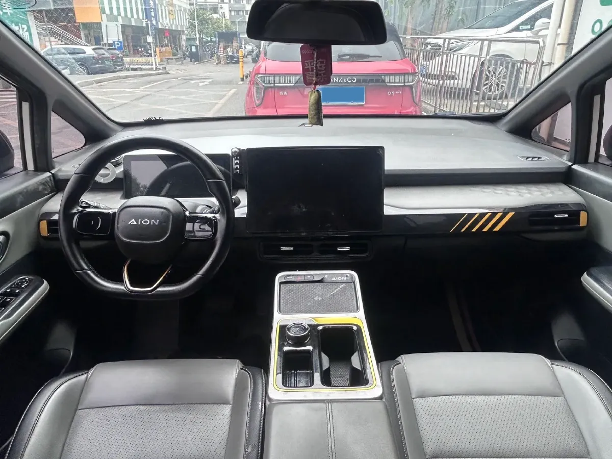 2022 Geely Okavango 1.8T 184HP L4 7DCT,autocango,china used car exporter,china ev exporter,chinese used car exporter,chinese used ev exporter