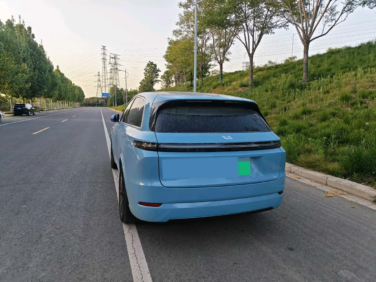 2024 Li L7 Range Extended 154HP REEV 42.8KWH,autocango,china used car exporter,china ev exporter,chinese used car exporter,chinese used ev exporter