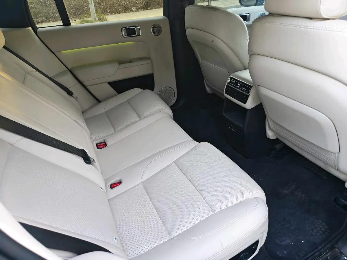 2024 Li L7 Range Extended 154HP REEV 42.8KWH,autocango,china used car exporter,china ev exporter,chinese used car exporter,chinese used ev exporter