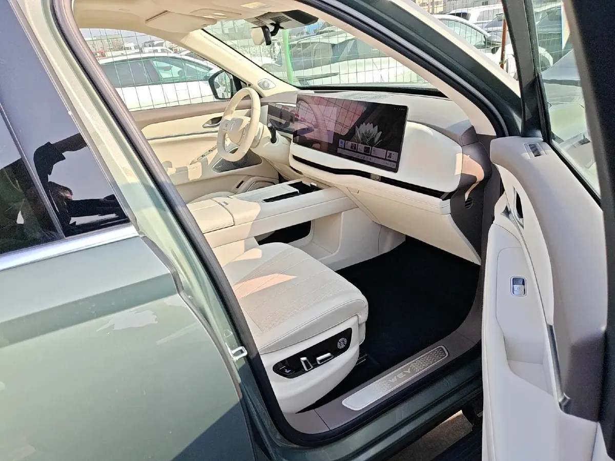 2025 WEY BlueMountain 1.5T 170HP L4 4DHT PHEV 44.5KWH,autocango,china used car exporter,china ev exporter,chinese used car exporter,chinese used ev exporter