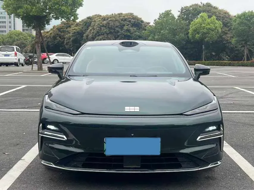 2025 Geely Galaxy Starshine 8 1.5T 163HP L4 3DHT PHEV 27.69KWH,autocango,china used car exporter,china ev exporter,chinese used car exporter,chinese used ev exporter