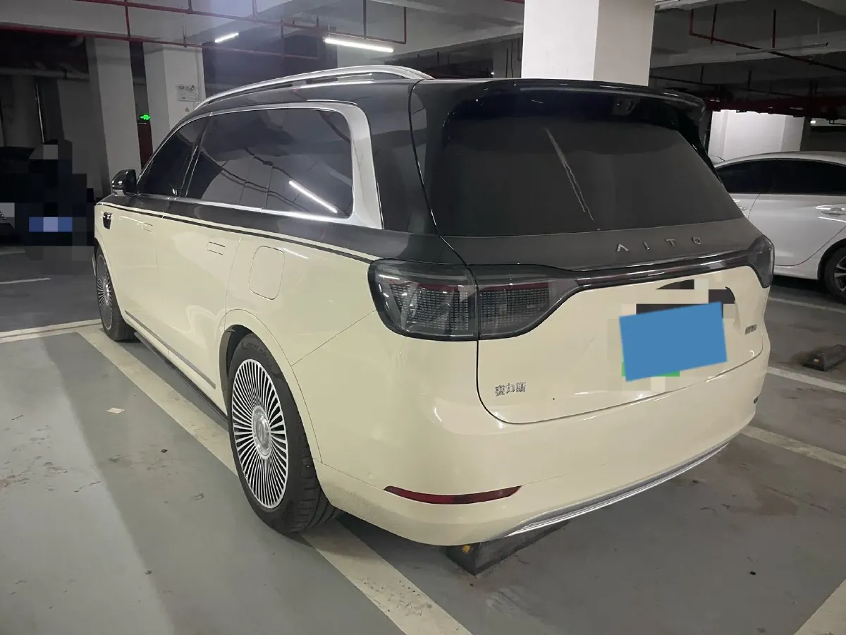 2025 AITO AITO M9 REEV 160HP REEV 52KWH,autocango,china used car exporter,china ev exporter,chinese used car exporter,chinese used ev exporter