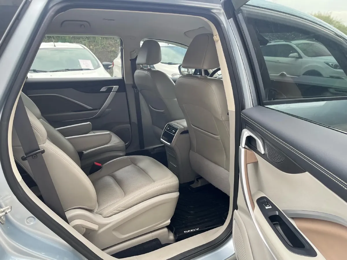 2019 Geely JiaJi 1.8T 184HP L4 6AT,autocango,china used car exporter,china ev exporter,chinese used car exporter,chinese used ev exporter