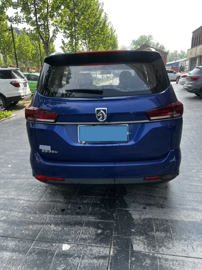 2018 BaoJun 360 1.5L 112HP L4 6MT,autocango,china used car exporter,china ev exporter,chinese used car exporter,chinese used ev exporter