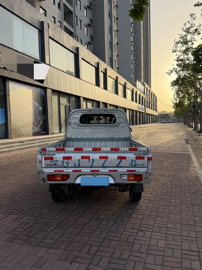 2019 WuLing RongGuang New Truck 1.5L 107HP L4 5MT,autocango,china used car exporter,china ev exporter,chinese used car exporter,chinese used ev exporter