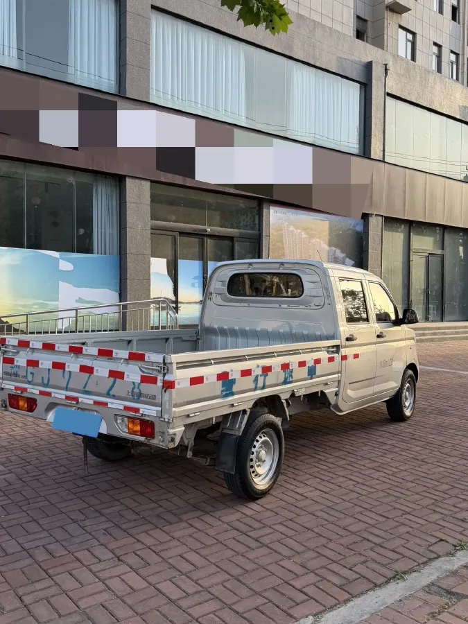 2019 WuLing RongGuang New Truck 1.5L 107HP L4 5MT,autocango,china used car exporter,china ev exporter,chinese used car exporter,chinese used ev exporter