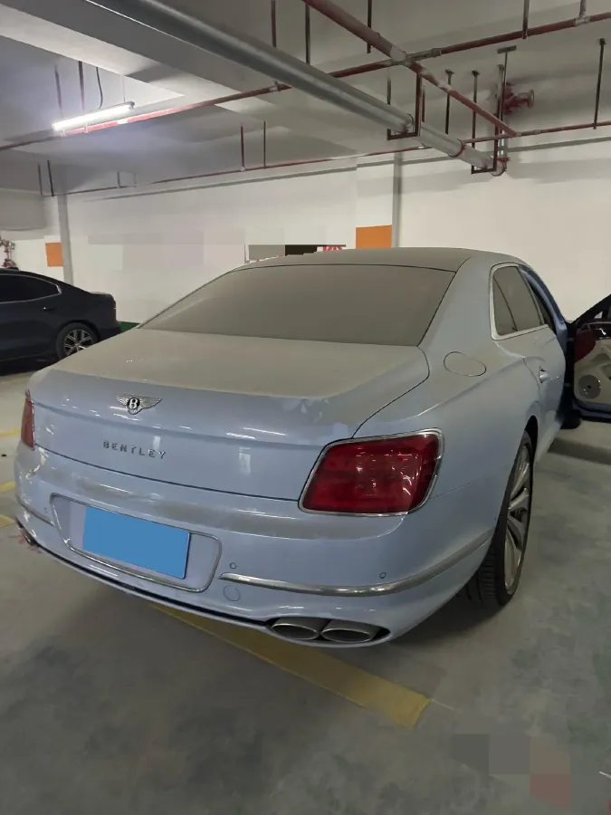 2022 Bentley Flying Spur 4.0T 550HP V8 8DCT,autocango,china used car exporter,china ev exporter,chinese used car exporter,chinese used ev exporter