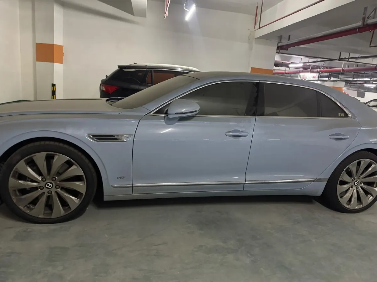 2022 Bentley Flying Spur 4.0T 550HP V8 8DCT,autocango,china used car exporter,china ev exporter,chinese used car exporter,chinese used ev exporter