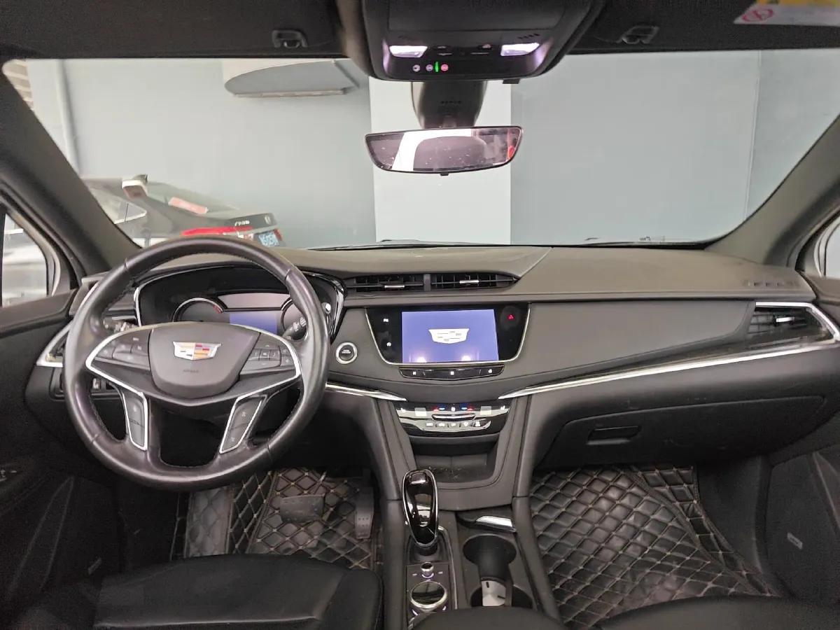 2020 Cadillac XT5 2.0T 237HP L4 9AT,autocango,china used car exporter,china ev exporter,chinese used car exporter,chinese used ev exporter