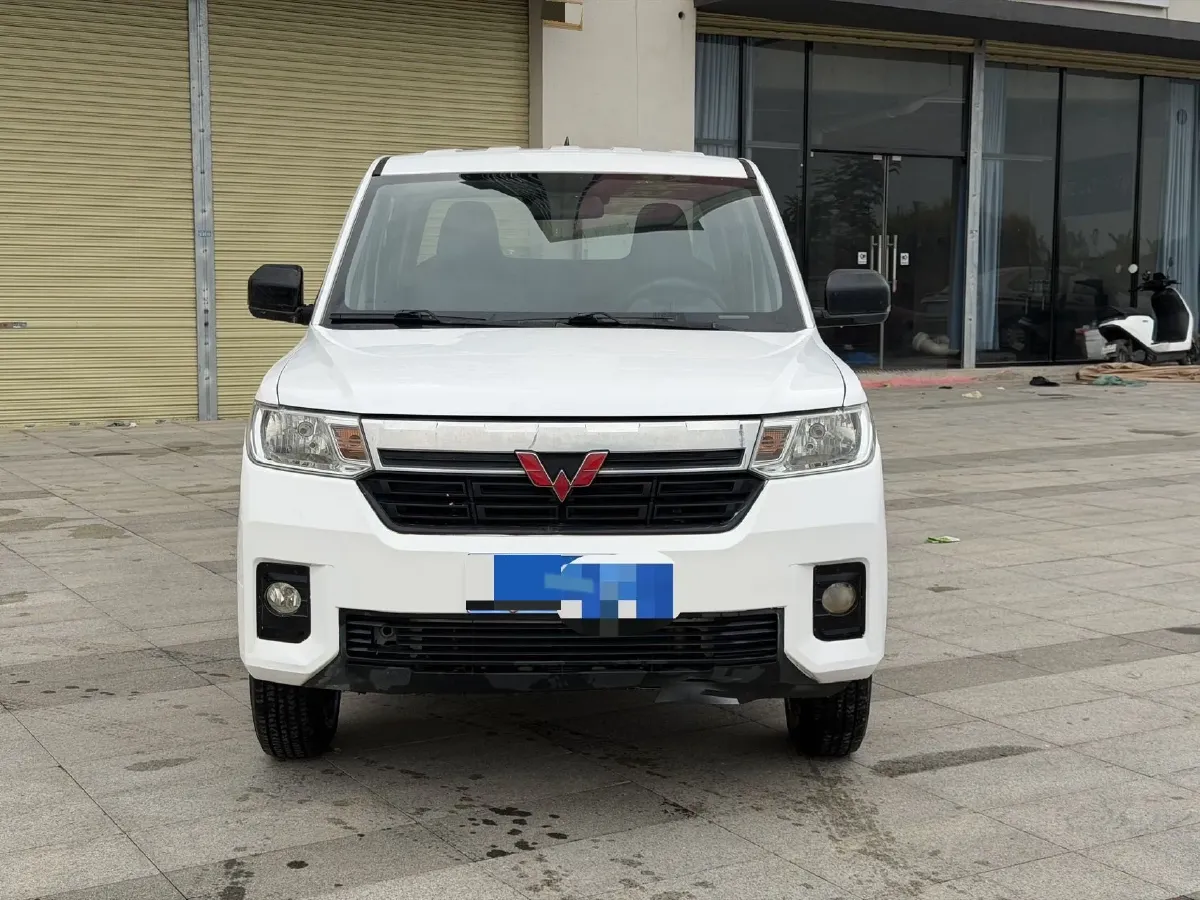 2021 WuLing ZhentTu 1.5L 99HP L4 5MT,autocango,china used car exporter,china ev exporter,chinese used car exporter,chinese used ev exporter