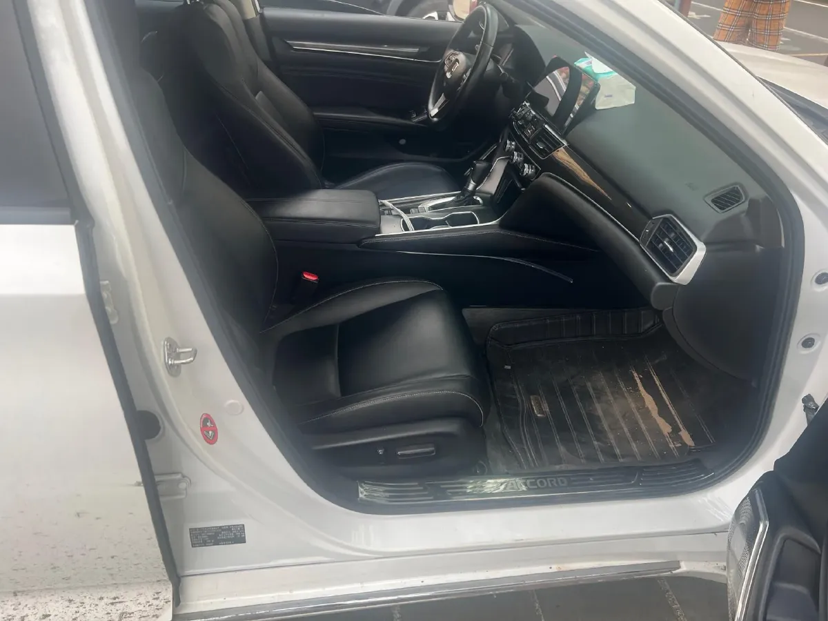 2022 Honda Accord 1.5T 194HP L4 CVT,autocango,china used car exporter,china ev exporter,chinese used car exporter,chinese used ev exporter