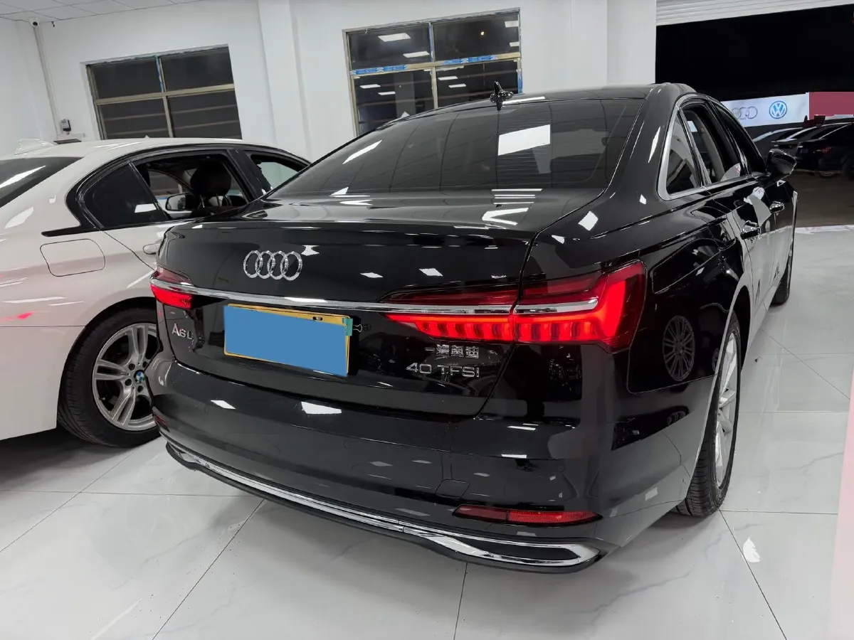 2023 Audi A6L 2.0T 190HP L4 7DCT,autocango,china used car exporter,china ev exporter,chinese used car exporter,chinese used ev exporter