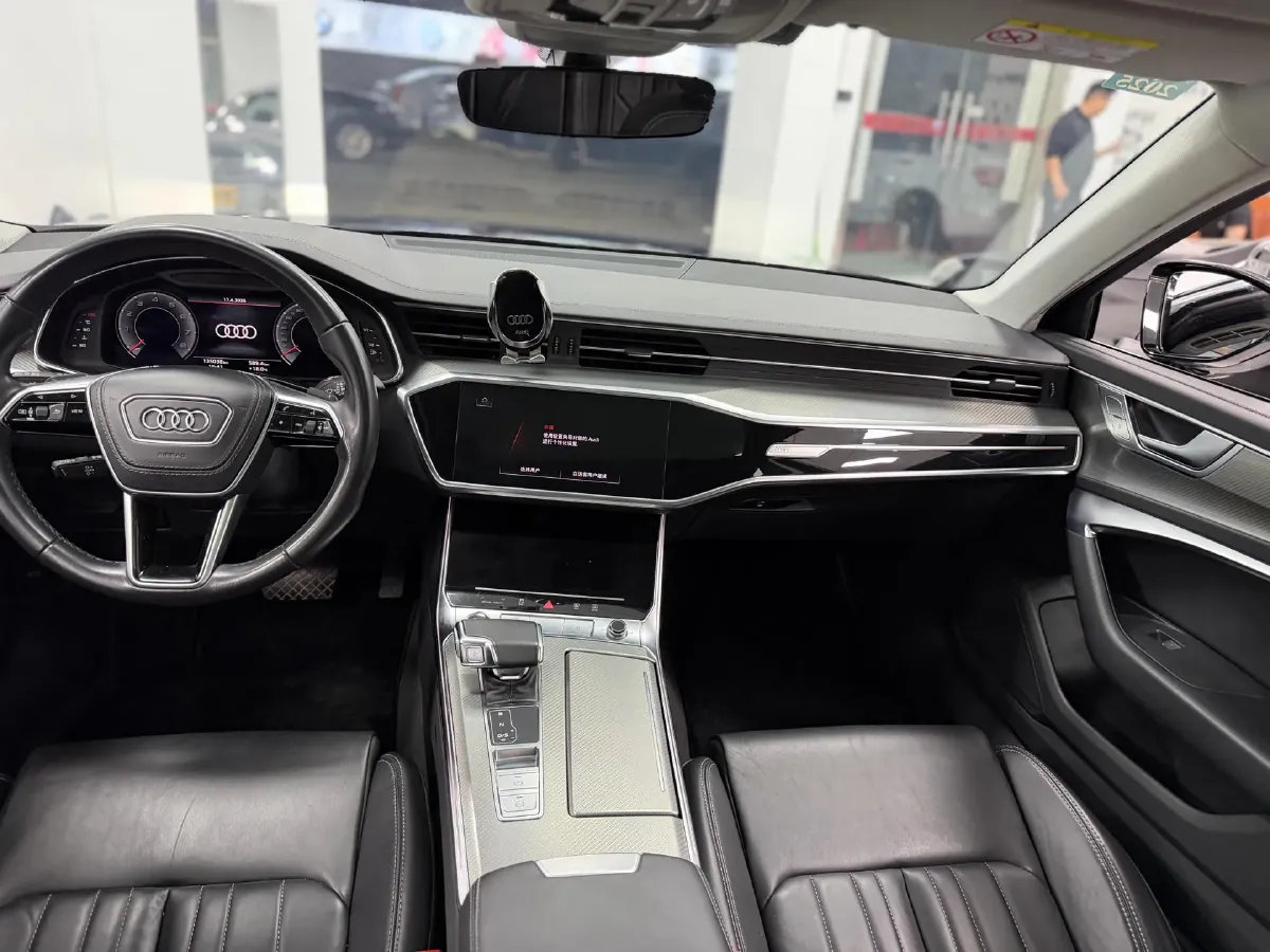 2023 Audi A6L 2.0T 190HP L4 7DCT,autocango,china used car exporter,china ev exporter,chinese used car exporter,chinese used ev exporter