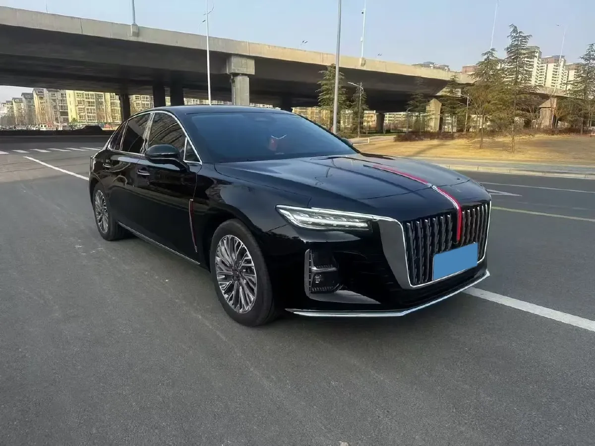 2023 HongQi H5 2.0T 224HP L4 8AT,autocango,china used car exporter,china ev exporter,chinese used car exporter,chinese used ev exporter