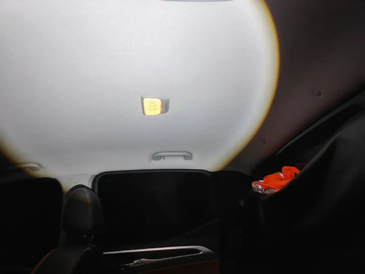 2021 MAXUS T70 2.0T 163HP L4 6AT,autocango,china used car exporter,china ev exporter,chinese used car exporter,chinese used ev exporter