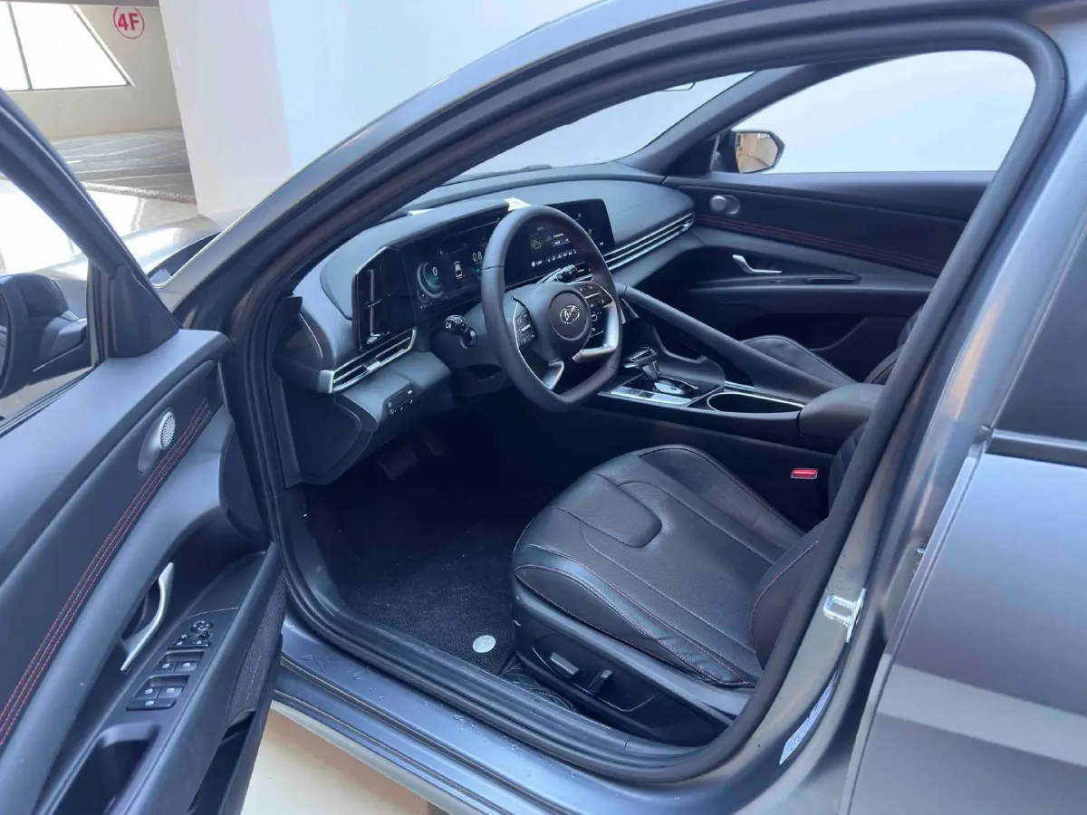 2022 Hyundai Elantra 1.5L 115HP L4 CVT,autocango,china used car exporter,china ev exporter,chinese used car exporter,chinese used ev exporter