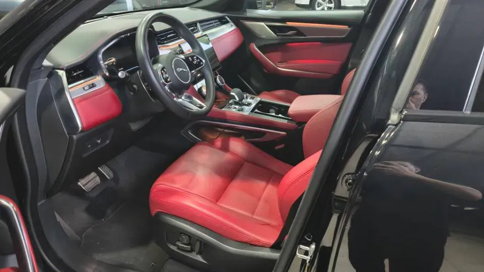 2024 Jaguar F-PACE 2.0T 250HP L4 8AT,autocango,china used car exporter,china ev exporter,chinese used car exporter,chinese used ev exporter