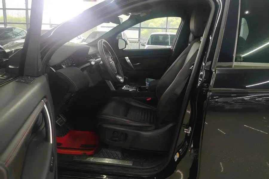 2021 Land Rover Discovery Sport 1.5T 200HP L3 8AT PHEV,autocango,china used car exporter,china ev exporter,chinese used car exporter,chinese used ev exporter