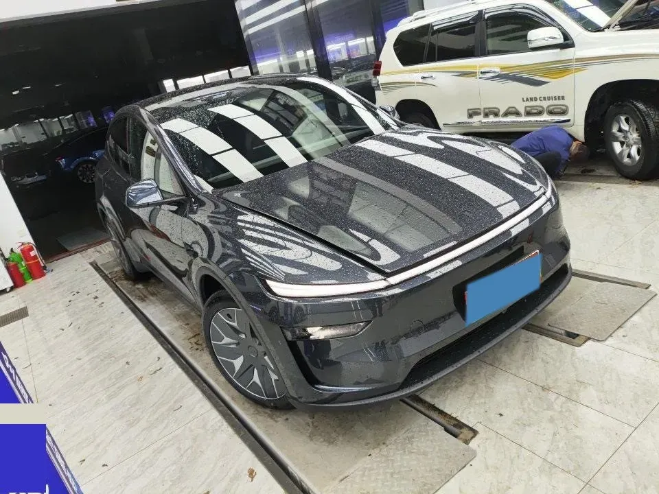 2025 Tesla Model Y L BEV,autocango,china used car exporter,china ev exporter,chinese used car exporter,chinese used ev exporter