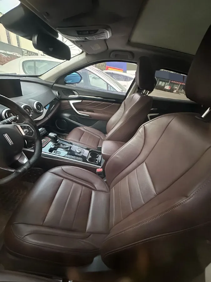 2017 WEY VV7 2.0T 234HP L4 7DCT,autocango,china used car exporter,china ev exporter,chinese used car exporter,chinese used ev exporter