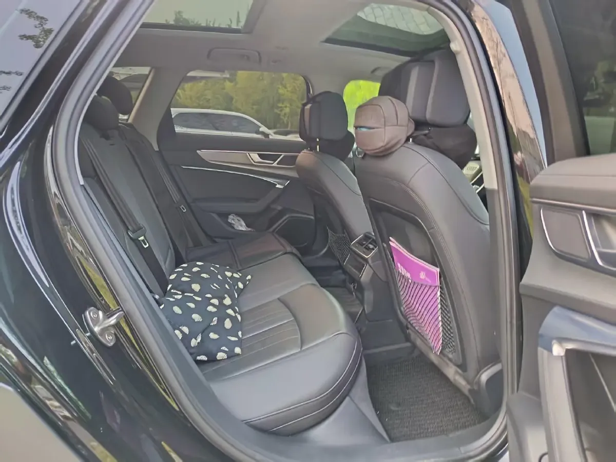 2022 Audi A6 3.0T 340HP V6 7DCT,autocango,china used car exporter,china ev exporter,chinese used car exporter,chinese used ev exporter