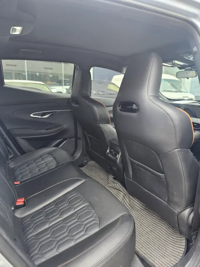 2022 ChangAn UNI-T 1.5T 188HP L4 7DCT,autocango,china used car exporter,china ev exporter,chinese used car exporter,chinese used ev exporter